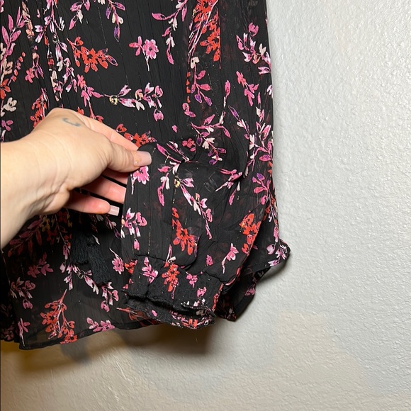 Nanette Lepore Black Blouse size L with Pink Floral Design - Picture 5 of 8